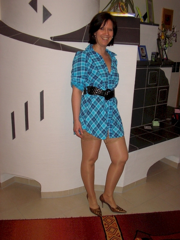 Adoptez une femme adultère vraiment en manque