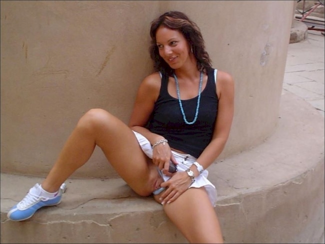 Petite libertine recherche son amant