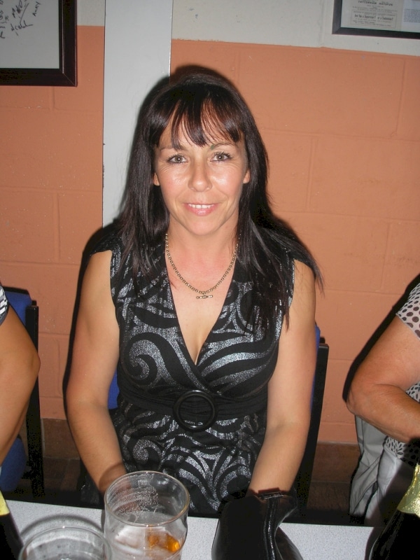 Vieille cougar sur le 34 qui s'ennuie